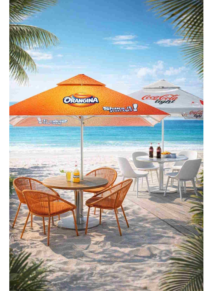 Parasol carré publicitaire sur une plage privée